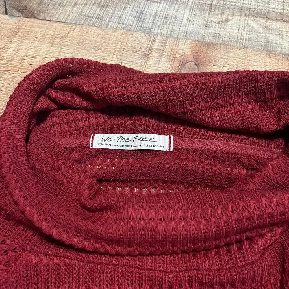 Free People Red Sweater Sz XS Cropped Bell Sleeves Lightweight Boho Festival
